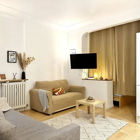 Bright Haven Between Champs Lyse And Trocadero * Paris
